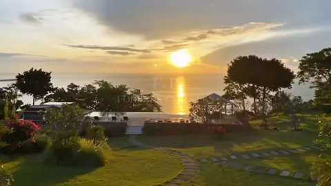 EXCLUSIVE Villa Panoramic View overlooking chaweng bay, 8 bedrooms in Ko Samui ads for sale For Super Rich