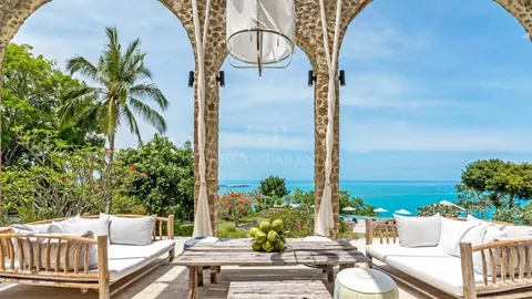 EXCLUSIVE Villa Panoramic View overlooking chaweng bay, 8 bedrooms in Ko Samui 5139780 for sale For Super Rich