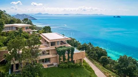 Luxury Villa Breathtaking sunsets infinity pool, 4 bedrooms in Ko Samui Used for sale For Super Rich