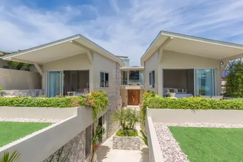 Ultimate luxury Villa Waterfront swimming pool surrounded by tropical plants, 6 bedrooms in Ko Samui prix for sale For Super Rich