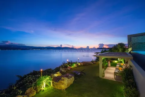 Ultimate luxury Villa Waterfront swimming pool surrounded by tropical plants, 6 bedrooms in Ko Samui 6822174 for sale For Super Rich