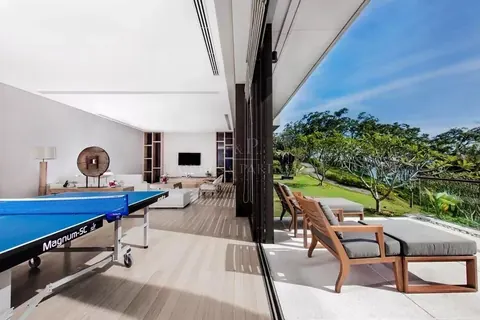 High-end Villa Beach Front 6-star service, 10 bedrooms in Phuket Classified ads for sale For Super Rich