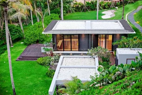 High-end Villa Beach Front 6-star service, 10 bedrooms in Phuket ads for sale For Super Rich