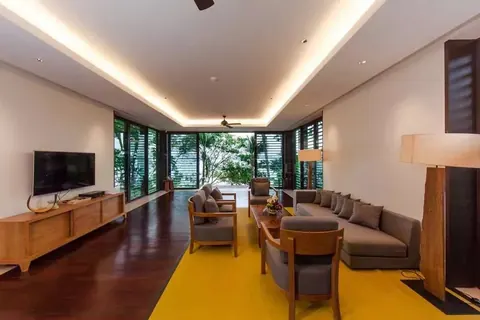 High-end Villa Beach Front 6-star service, 10 bedrooms in Phuket image for sale For Super Rich