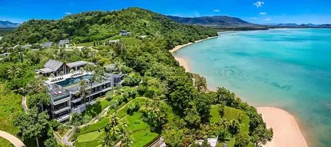 High-end Villa Beach Front 6-star service, 10 bedrooms in Phuket price for sale For Super Rich