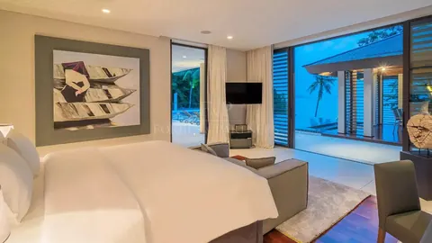 Architectural Villa Beach Front 30 meters Infinity Pool, 4 bedrooms in Phuket photo for sale For Super Rich