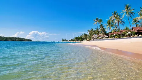 Premium Hotel Beach Front Panoramic View, 144 bedrooms in Ko Samui available for sale For Super Rich