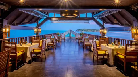 Premium Hotel Beach Front Panoramic View, 144 bedrooms in Ko Samui search for sale For Super Rich