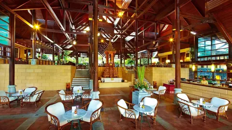 Luxury Hotel Beach Front one of the best areas, 113 bedrooms in Ko Samui ultra luxury for sale For Super Rich Luxury Hotel Beach Front one of the best areas, 113 bedrooms in Ko Samui ultra luxury for sale For Super Rich