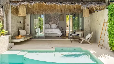 Luxury Villa 5 Star Service Bangrak Beach, 8 bedrooms in Ko Samui buy for sale For Super Rich Luxury Villa 5 Star Service Bangrak Beach, 8 bedrooms in Ko Samui buy for sale For Super Rich