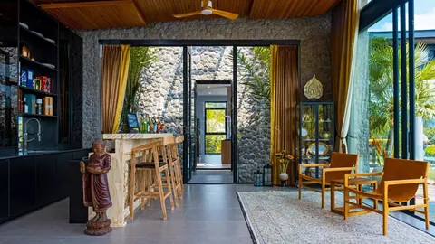 Luxury Villa Sea View Hills of Chaweng Noi, 5 bedrooms in Ko Samui buy for sale For Super Rich