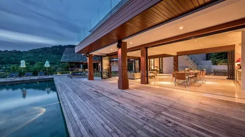 Majestic Villa Ocean & Sunset Views 20 meters long infinity-edge swimming pool, 5 bedrooms in Phuket Classified ads for sale For Super Rich