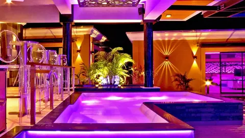 Luxury Villa Private night club Bowling tracks, 10 bedrooms in PATTAYA Classified ads for sale For Super Rich
