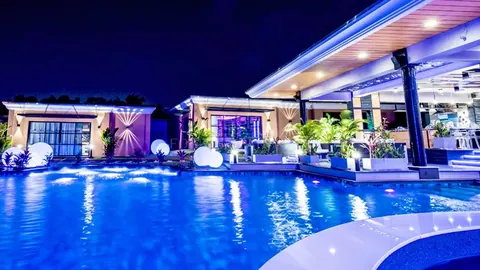 Luxury Villa Private night club Bowling tracks, 10 bedrooms in PATTAYA top for sale For Super Rich