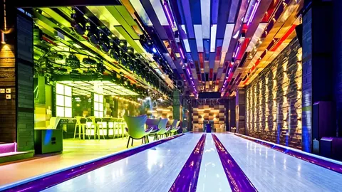 Luxury Villa Private night club Bowling tracks, 10 bedrooms in PATTAYA buy for sale For Super Rich