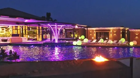 Luxury Villa Private night club Bowling tracks, 10 bedrooms in PATTAYA price for sale For Super Rich
