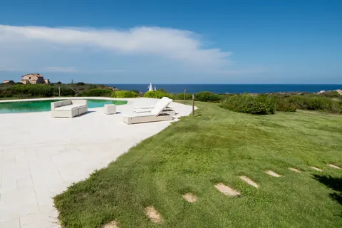 High-end Villa Sea View 5mn from Porto Cervo, 6 bedrooms in Arzachena - Sardinia photo for sale For Super Rich