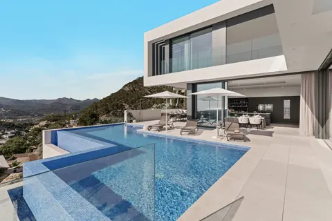 Luxury Villa Panoramic View Sea View, 6 bedrooms in Mallorca value for sale For Super Rich