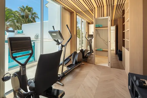 Luxury Apartment Beach Front front-line, 6 bedrooms in Marbella - Puente Romano search for sale For Super Rich Luxury Apartment Beach Front front-line, 6 bedrooms in Marbella - Puente Romano search for sale For Super Rich