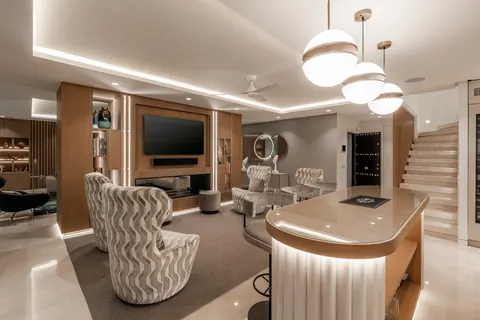 Luxury Apartment Beach Front front-line, 6 bedrooms in Marbella - Puente Romano 740-00388P for sale For Super Rich Luxury Apartment Beach Front front-line, 6 bedrooms in Marbella - Puente Romano 740-00388P for sale For Super Rich