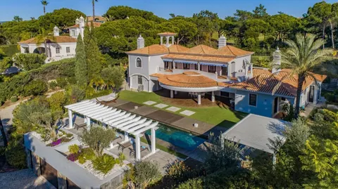 High-end Villa Panoramic View of the sea and golf, 4 bedrooms in Quinta Do Lago
