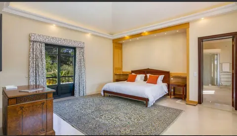 High-end Villa Panoramic View of the sea and golf, 4 bedrooms in Quinta Do Lago prix for sale For Super Rich