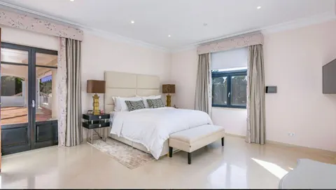 High-end Villa Panoramic View of the sea and golf, 4 bedrooms in Quinta Do Lago ads for sale For Super Rich