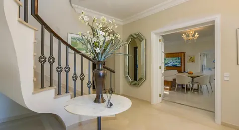 High-end Villa Panoramic View of the sea and golf, 4 bedrooms in Quinta Do Lago properties for sale For Super Rich
