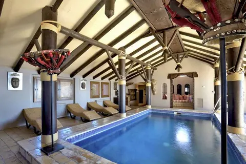 Elegant House Beach Front Outdoor pool & Indoor Heated Pool, 7 bedrooms in Los Monteros - Marbella property for sale For Super Rich