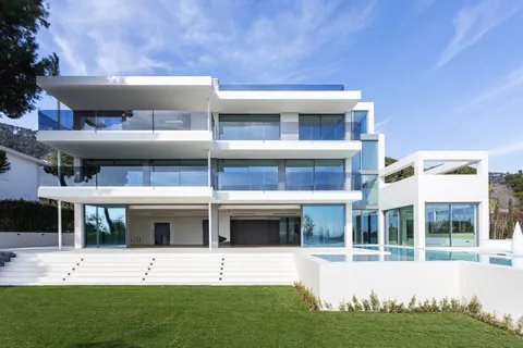 Luxury House Panoramic View breathtaking panoramic sea views, 8 bedrooms in Barcelona New for sale For Super Rich