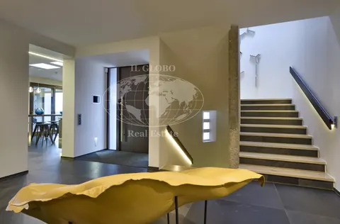 Luxury Villa Panoramic View Indoor heated pool, 6 bedrooms in Lugano best for sale For Super Rich