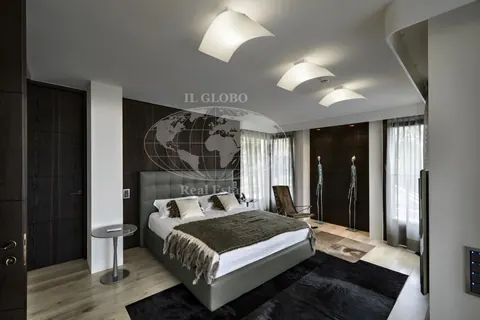 Luxury Villa Panoramic View Indoor heated pool, 6 bedrooms in Lugano expensive for sale For Super Rich