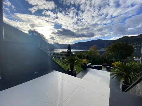 Luxury Villa Lake View Jacuzzi, 4 bedrooms in Lugano image for sale For Super Rich Luxury Villa Lake View Jacuzzi, 4 bedrooms in Lugano image for sale For Super Rich