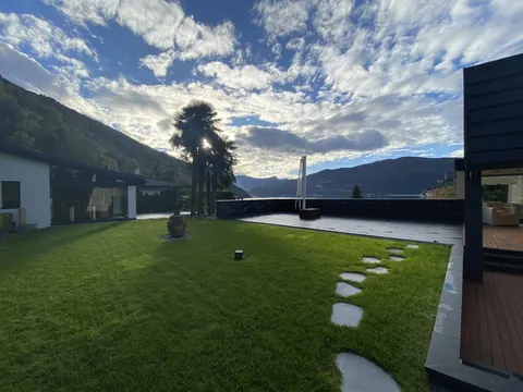 Luxury Villa Lake View Jacuzzi, 4 bedrooms in Lugano best for sale For Super Rich Luxury Villa Lake View Jacuzzi, 4 bedrooms in Lugano best for sale For Super Rich
