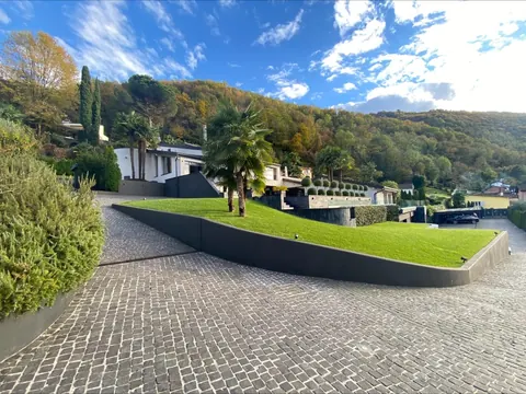 Luxury Villa Lake View Jacuzzi, 4 bedrooms in Lugano