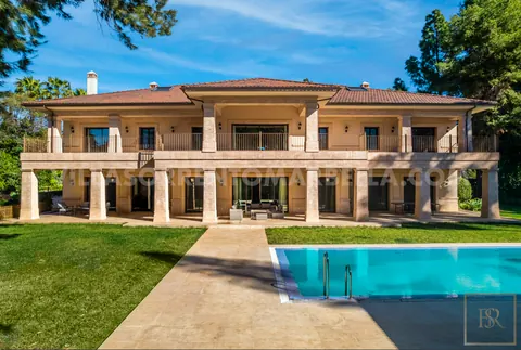Premium Villa Serene garden views Gym, home cinema, 6 bedrooms in Marbella New for sale For Super Rich