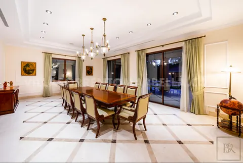 Premium Villa Serene garden views Gym, home cinema, 6 bedrooms in Marbella deal for sale For Super Rich