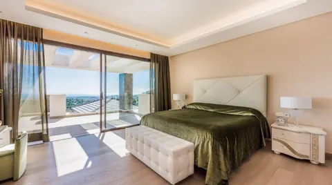 Architectural Villa 72 sqm infinity pool gated community of "La Reserva del Alcuzcuz", 9 bedrooms in Los Arqueros - Benahavis - Marbella ultra luxury for sale For Super Rich