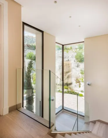 Architectural Villa 72 sqm infinity pool gated community of "La Reserva del Alcuzcuz", 9 bedrooms in Los Arqueros - Benahavis - Marbella ads for sale For Super Rich