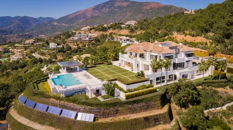 Modern Villa Panoramic View of to Gibraltar, Morocco, the Mediterranean, 6 bedrooms in Benahavis - La Zagaleta Marbella search for sale For Super Rich