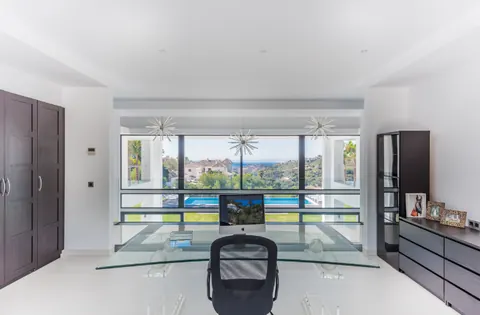 Contemporary Villa Panoramic View infinity swimming pool, 8 bedrooms in La Zagaleta Marbella luxury for sale For Super Rich