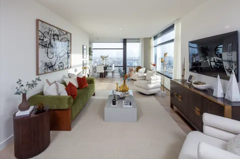 Luxury Penthouse SHOREDITCH TOWER, Breathtaking view, 3 bedrooms in London Classified ads for sale For Super Rich
