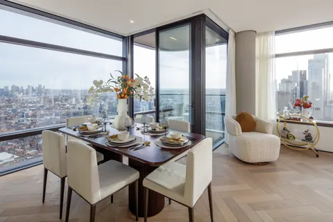 Luxury Penthouse SHOREDITCH TOWER, Breathtaking view, 3 bedrooms in London luxury for sale For Super Rich