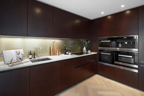 Luxury Penthouse SHOREDITCH TOWER, Breathtaking view, 3 bedrooms in London ultra luxury for sale For Super Rich