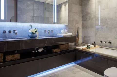 Luxury Penthouse SHOREDITCH TOWER, Breathtaking view, 3 bedrooms in London ads for sale For Super Rich