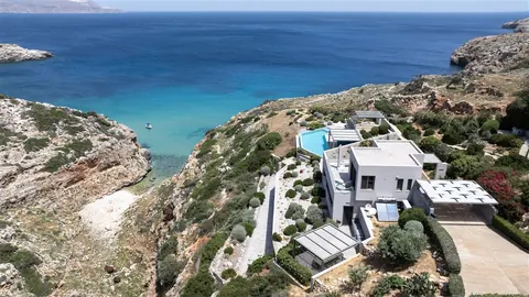 Luxury Villa Sea View heated infinity pool, 5 bedrooms in Crete Used for sale For Super Rich