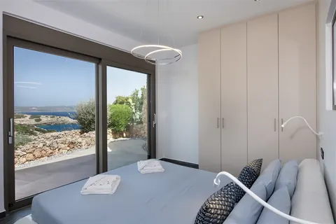 Luxury Villa Sea View heated infinity pool, 5 bedrooms in Crete luxury for sale For Super Rich