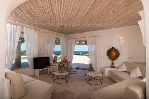 High-end Villa Sea View 5mn from Porto Cervo, 6 bedrooms in Arzachena - Sardinia buy for sale For Super Rich
