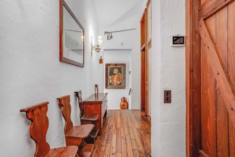 Country House Oasis of peace Beautiful park, 18 bedrooms in Lake Maggiore deal for sale For Super Rich
