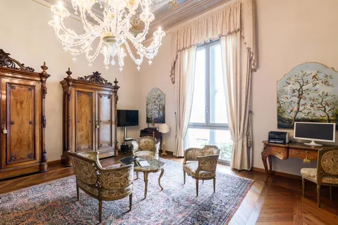 Medieval Villa Lake View Prestigious Period , 7 bedrooms in Lesa - Lake Maggiore deal for sale For Super Rich